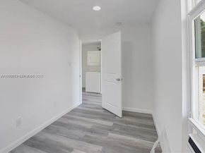 1927 Windsor Ave, West Palm Beach FL 33407