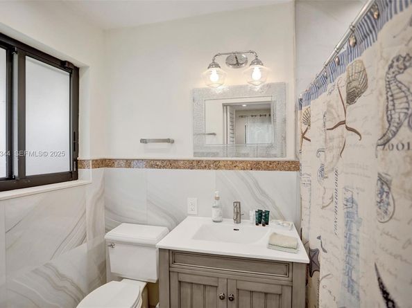 9890 SW 138th St, Miami FL 33176