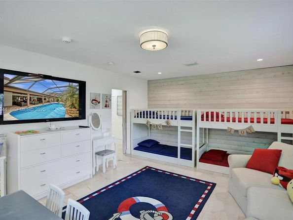 9890 SW 138th St, Miami FL 33176