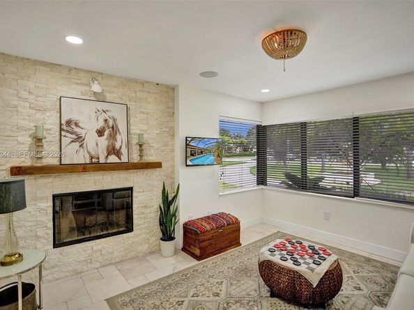 9890 SW 138th St, Miami FL 33176