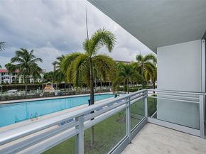 2950 NE 188th St 139, Aventura FL 33180