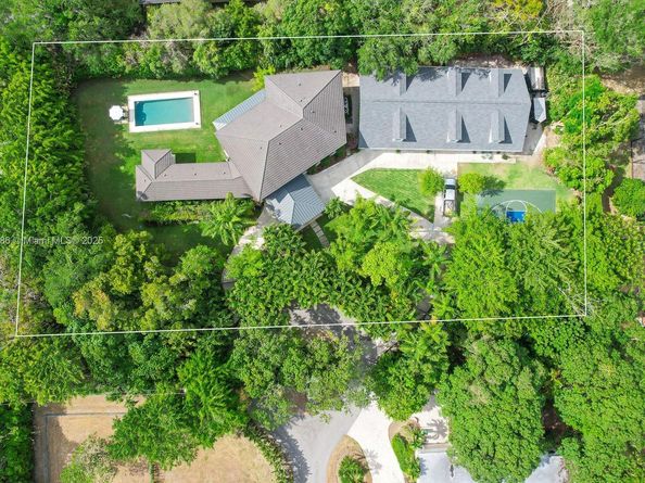 6910 SW 145th Ter, Palmetto Bay FL 33158
