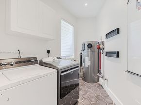 6910 SW 145th Ter, Palmetto Bay FL 33158