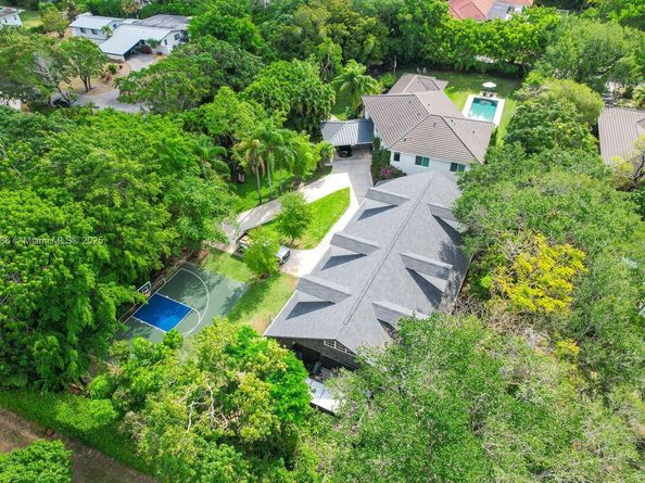 6910 SW 145th Ter, Palmetto Bay FL 33158