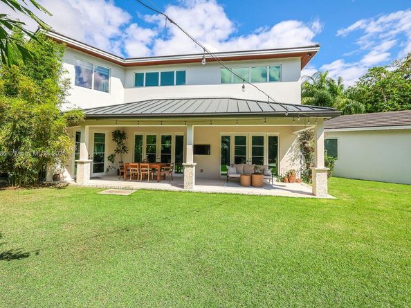 6910 SW 145th Ter, Palmetto Bay FL 33158