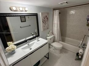 8715 Shadow Wood Blvd 211, Coral Springs FL 33071