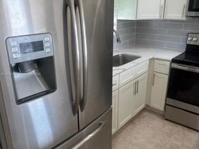 191 NE 23rd St, Pompano Beach FL 33060