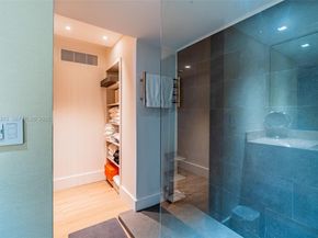 2301 Collins Ave 719, Miami Beach FL 33139