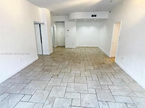 20505 E Country Club Dr 135, Aventura FL 33180