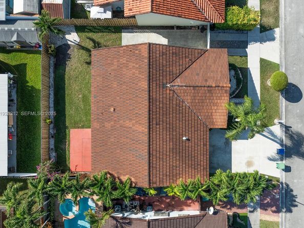 12770 NW 11th St, Miami FL 33182