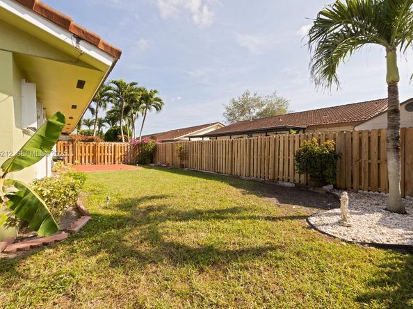 12770 NW 11th St, Miami FL 33182