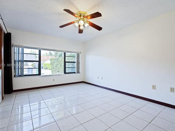 12770 NW 11th St, Miami FL 33182