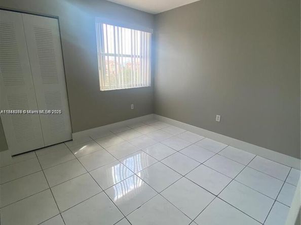 1368 NW 24th Ave 1368, Miami FL 33125