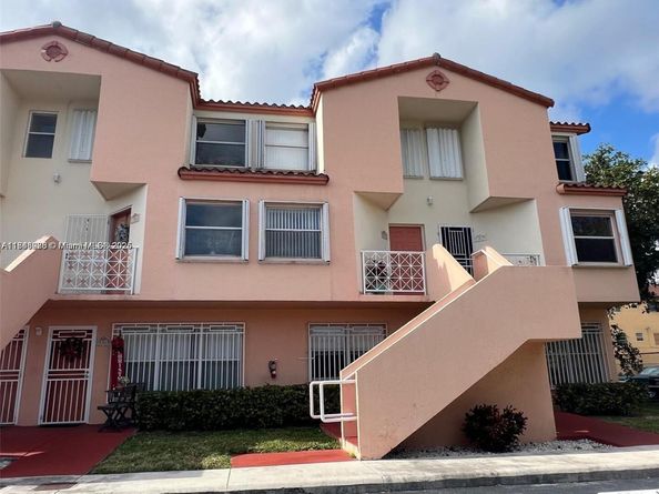 1368 NW 24th Ave 1368, Miami FL 33125