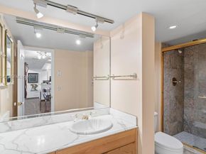 1 Las Olas Cir 306, Fort Lauderdale FL 33316