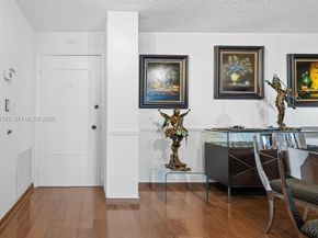 1 Las Olas Cir 306, Fort Lauderdale FL 33316