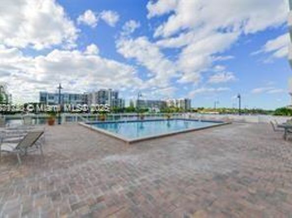3000 S Ocean Dr 1006, Hollywood FL 33019