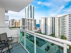 3000 S Ocean Dr 1006, Hollywood FL 33019