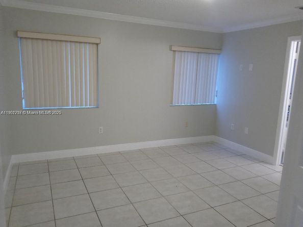 16530 SW 96th Ter, Miami FL 33196