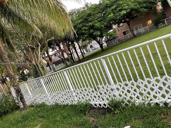 16530 SW 96th Ter, Miami FL 33196