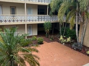 1958 Monroe St 208, Hollywood FL 33020