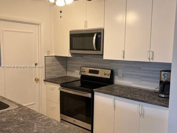 1958 Monroe St 208, Hollywood FL 33020