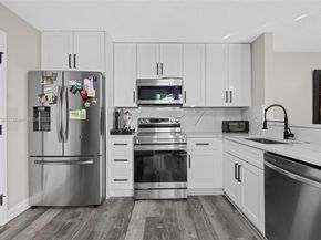 10997 Long Boat Dr, Cooper City FL 33026