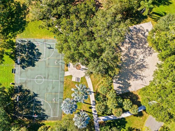 10997 Long Boat Dr, Cooper City FL 33026