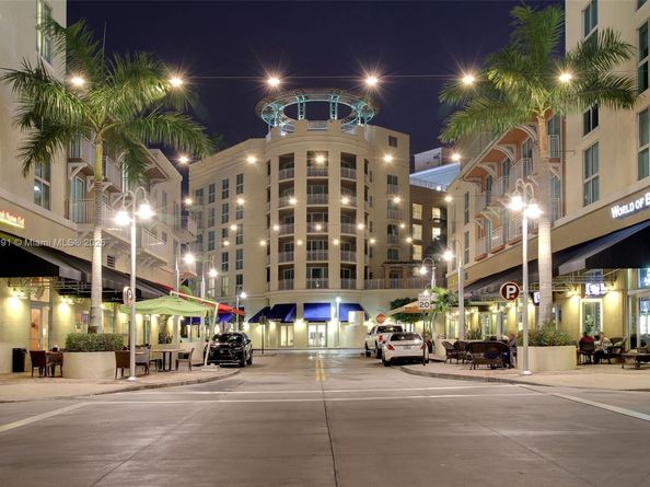 7270 SW 89th St C506, Miami FL 33156