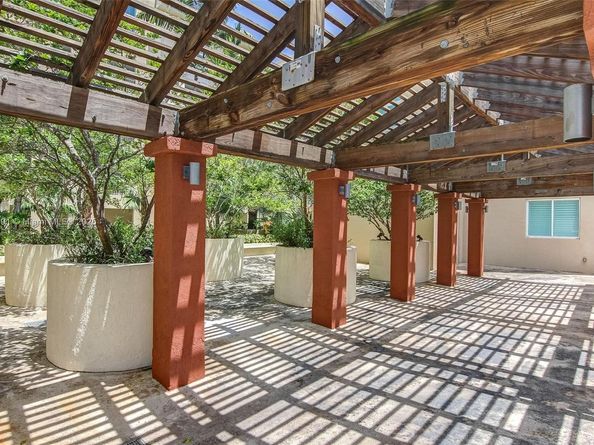 7270 SW 89th St C506, Miami FL 33156