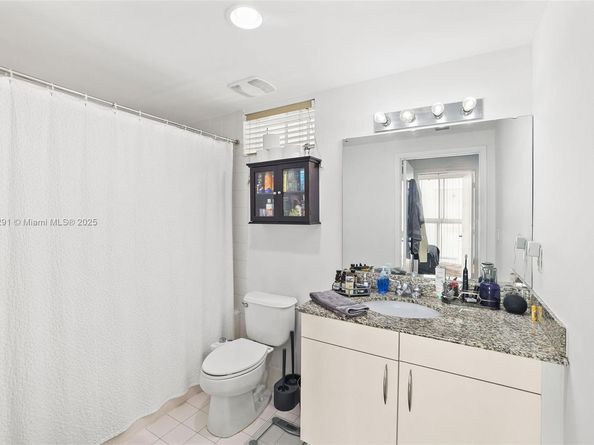 7270 SW 89th St C506, Miami FL 33156
