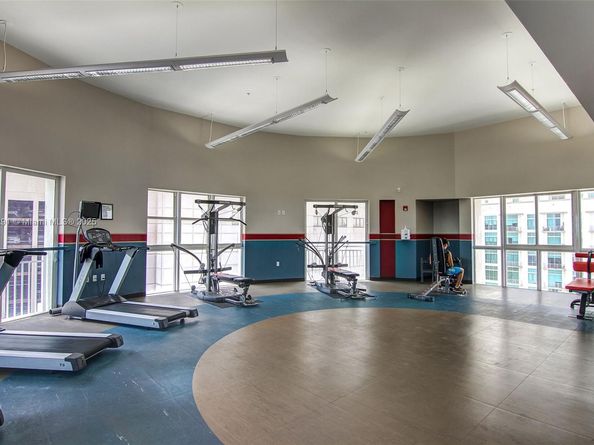 7270 SW 89th St C506, Miami FL 33156