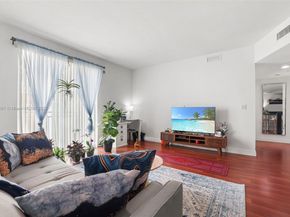 7270 SW 89th St C506, Miami FL 33156