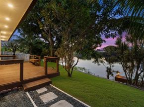 1905 NW 62nd Ter, Margate FL 33063