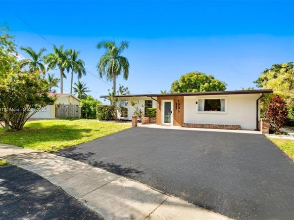 1905 NW 62nd Ter, Margate FL 33063