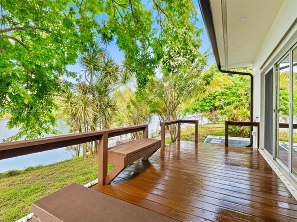 1905 NW 62nd Ter, Margate FL 33063