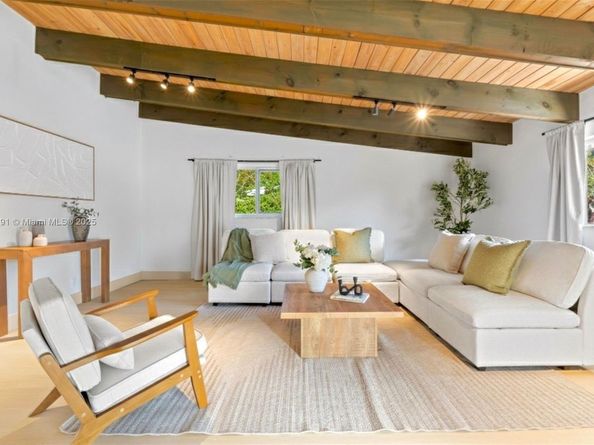 1905 NW 62nd Ter, Margate FL 33063