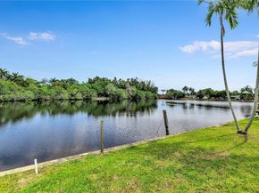 217 N 31st Ave, Hollywood FL 33021