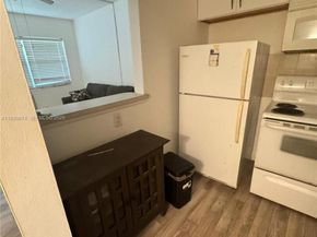 118 E Salisbury  E 118, West Palm Beach FL 33417