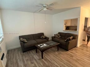 118 E Salisbury  E 118, West Palm Beach FL 33417