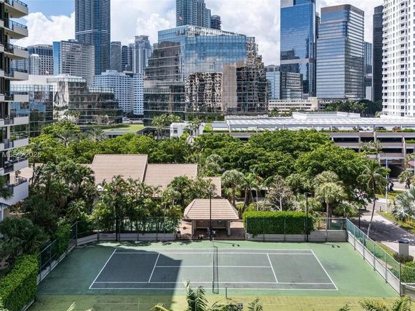 520 Brickell Key Dr A710, Miami FL 33131