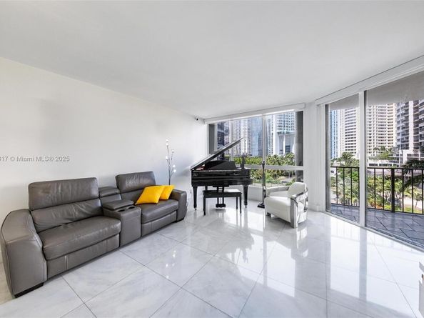 520 Brickell Key Dr A710, Miami FL 33131