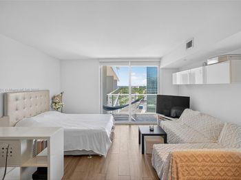4250 Biscayne Blvd