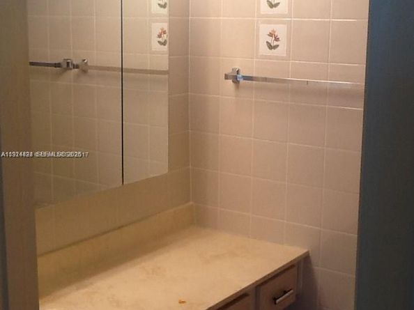 3651 Environ Blvd 256, Lauderhill FL 33319