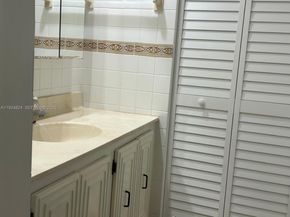 3651 Environ Blvd 256, Lauderhill FL 33319