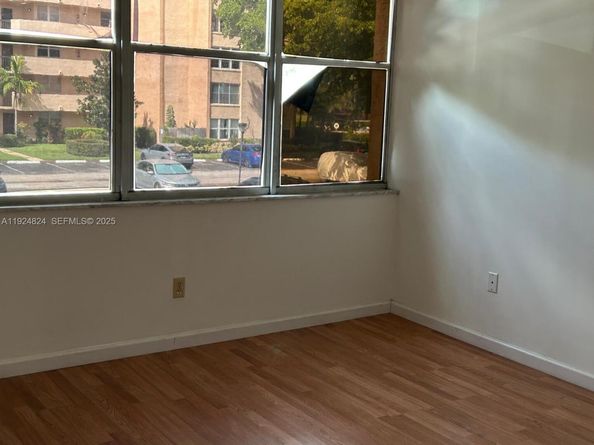 3651 Environ Blvd 256, Lauderhill FL 33319