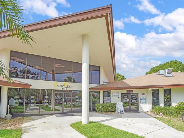 1551 SW 135th Ter 108G, Pembroke Pines FL 33027