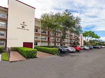 1551 SW 135th Ter