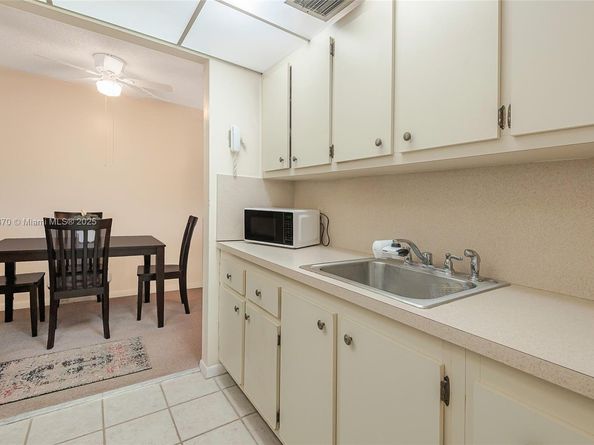 1551 SW 135th Ter 108G, Pembroke Pines FL 33027