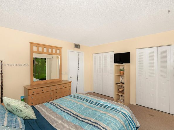 1551 SW 135th Ter 108G, Pembroke Pines FL 33027